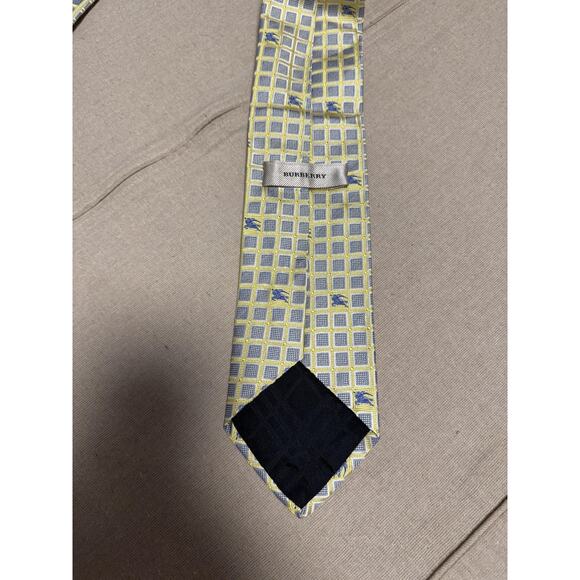 Burberry Tie Mens One Size Yellow Blue Check Equestrian Knight Silk Italy - Picture 7 of 11